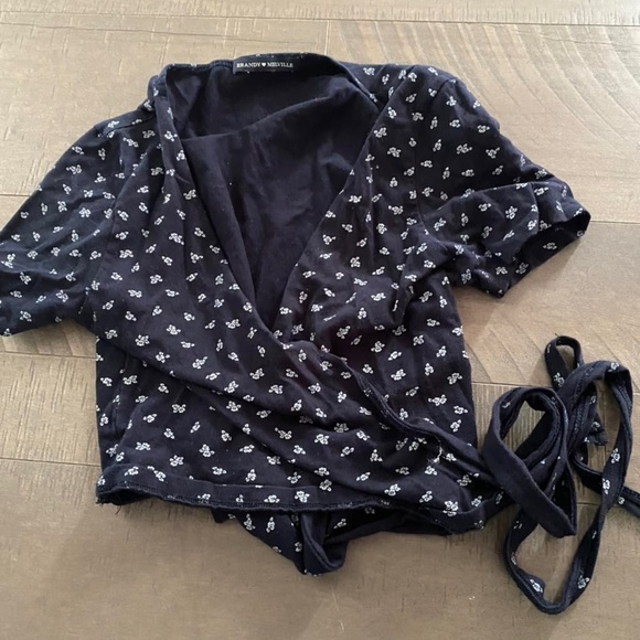 Brandy Melville Top - Picture 1 of 3